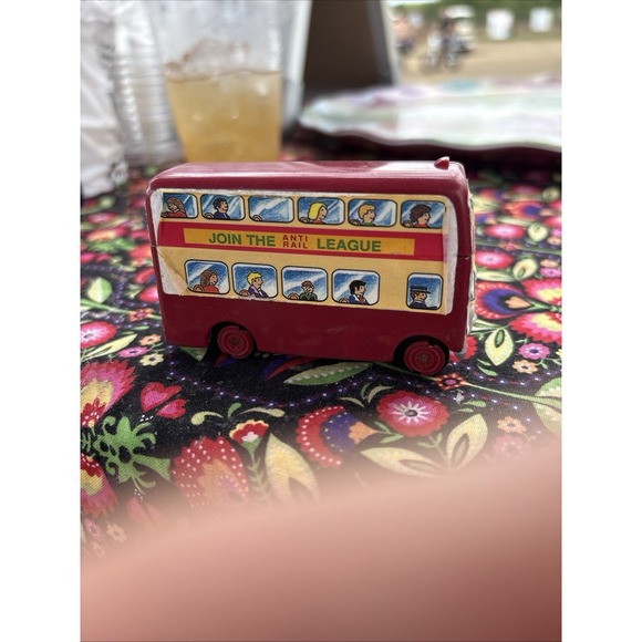 ERTL Other - ERTL Thomas The Tank Engine 2001 Diecast Bertie the Bus Railway Toy Vehicle